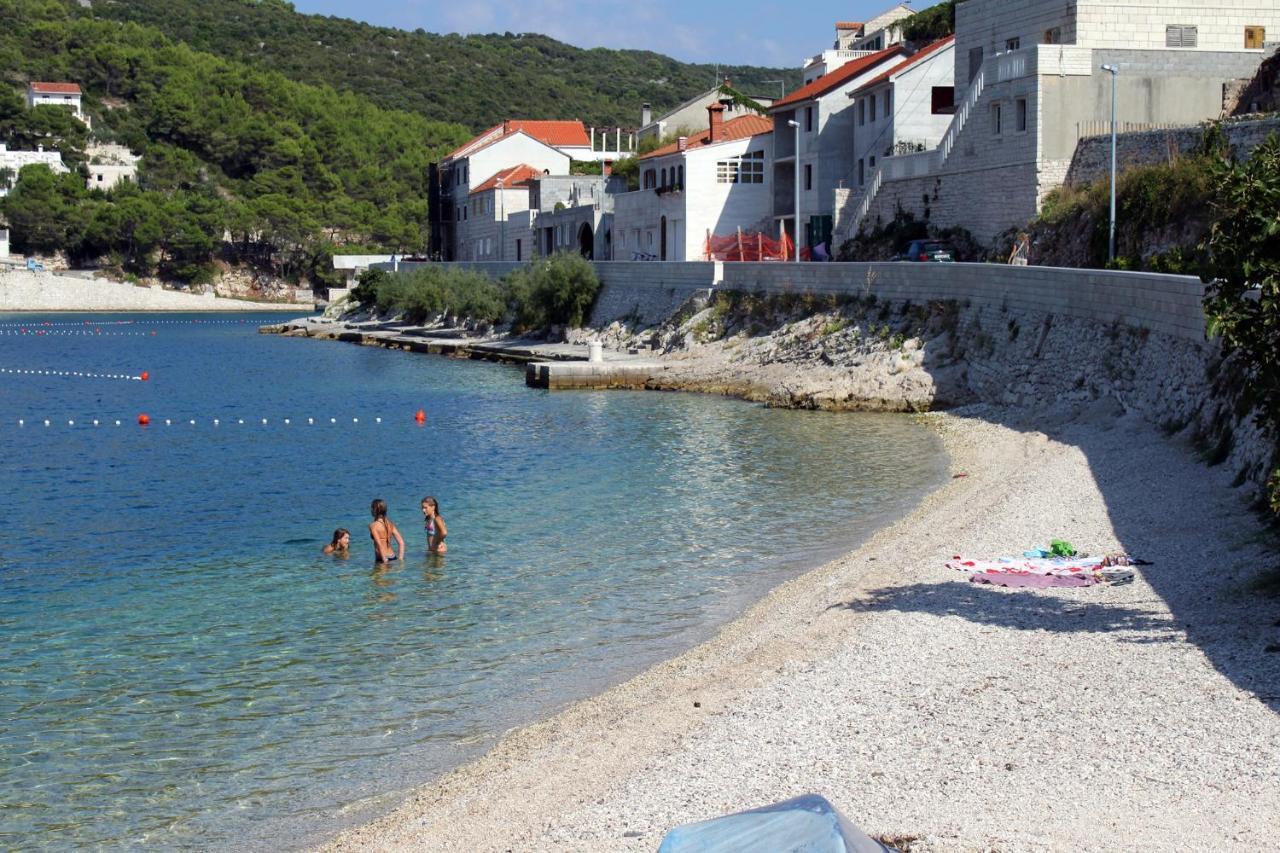 Apartments By The Sea Pucisca, Brac - 770 エクステリア 写真